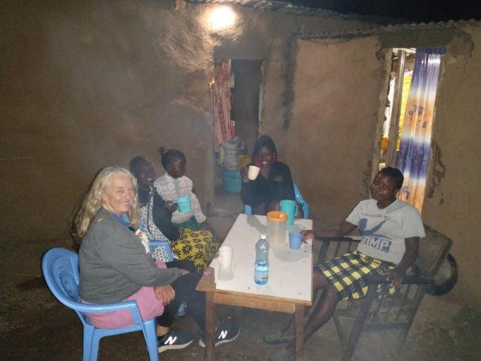 Maasai Homestay Camping Sekenani Exteriör bild