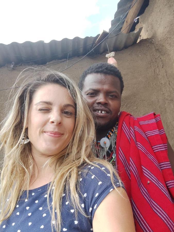 Maasai Homestay Camping Sekenani Exteriör bild