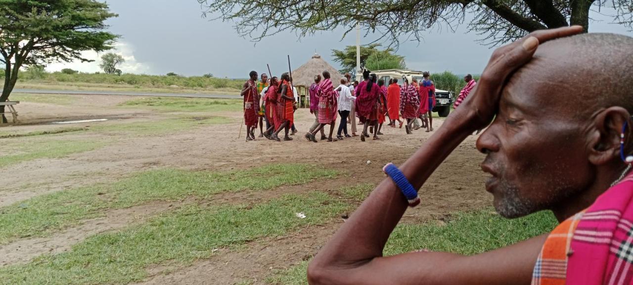 Maasai Homestay Camping Sekenani Exteriör bild