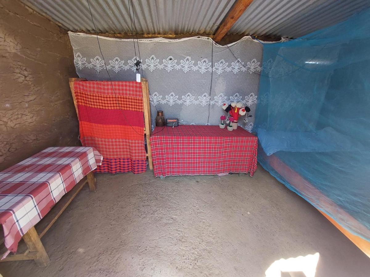 Maasai Homestay Camping Sekenani Exteriör bild