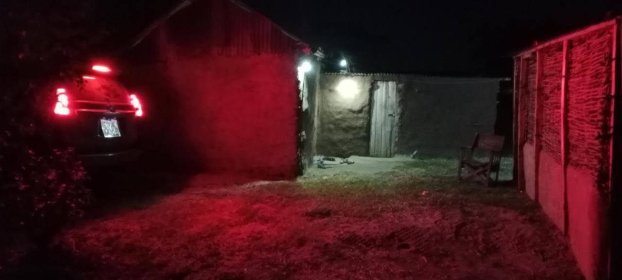 Maasai Homestay Camping Sekenani Exteriör bild